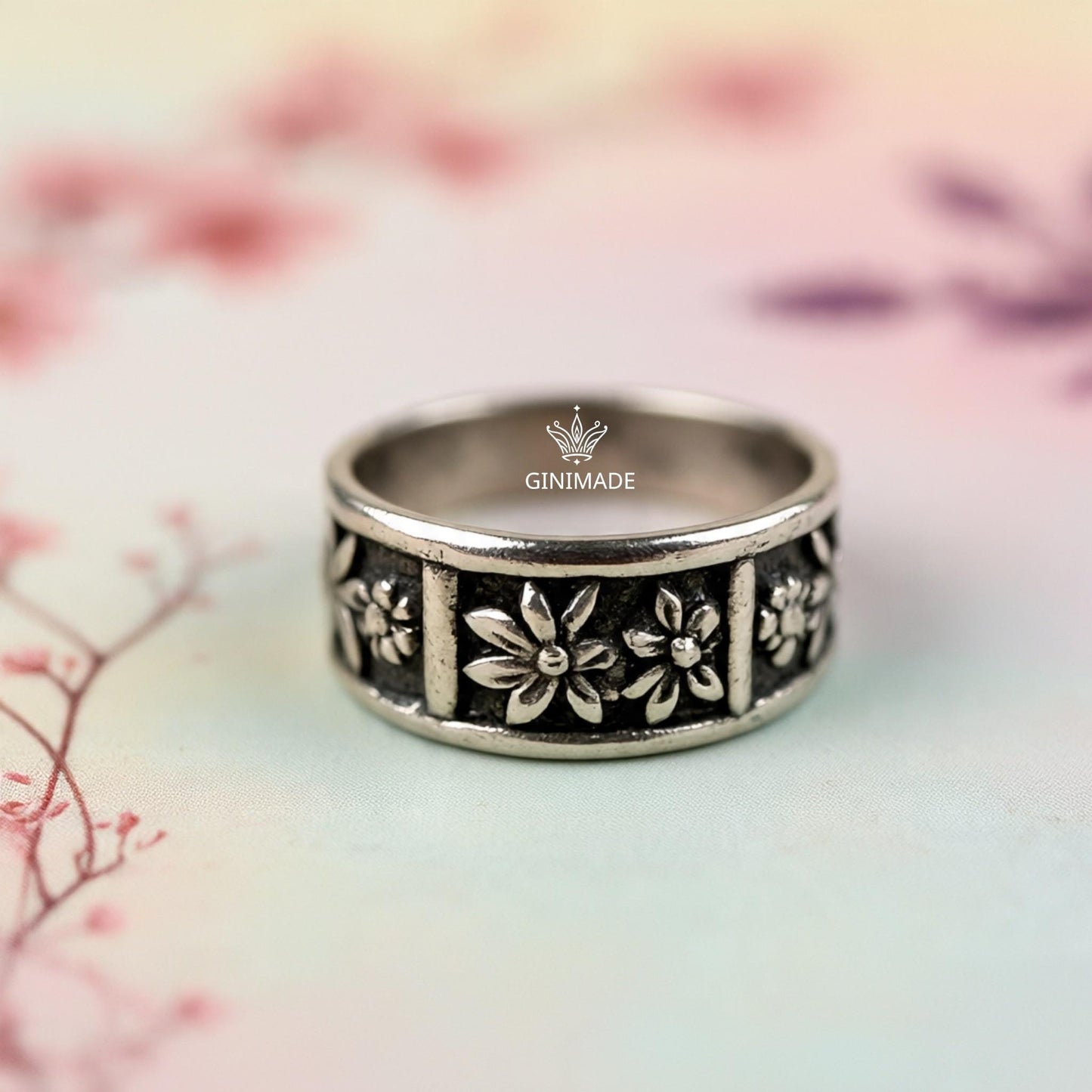 Wide Floral Band Ring – Oxidized 925 Sterling Silver Statement Ring – Handmade Boho Flower Ring – Vintage Botanical Jewelry by Ginimade