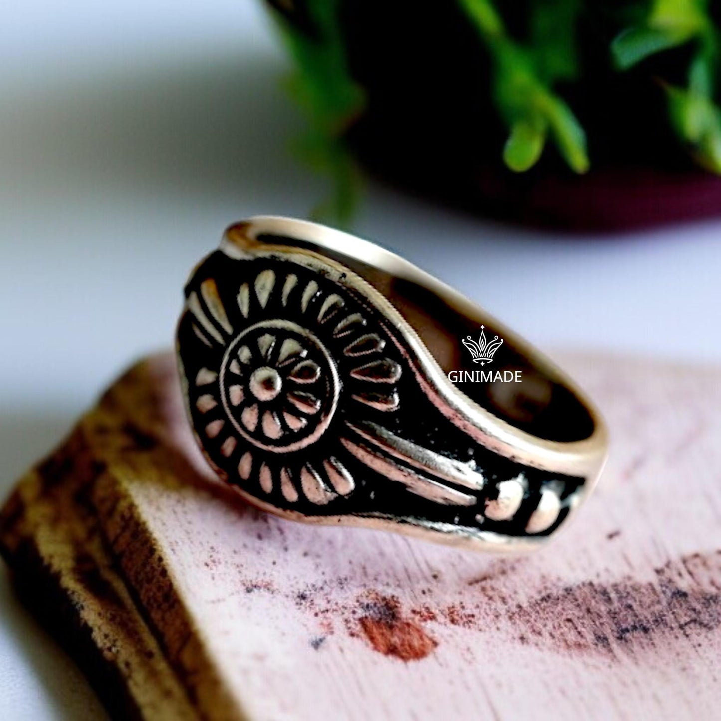 Oxidized Silver Flower Ring – Handmade 925 Sterling Floral Band – Vintage Boho Statement Jewelry – Artisan Gift for Her by Ginimade