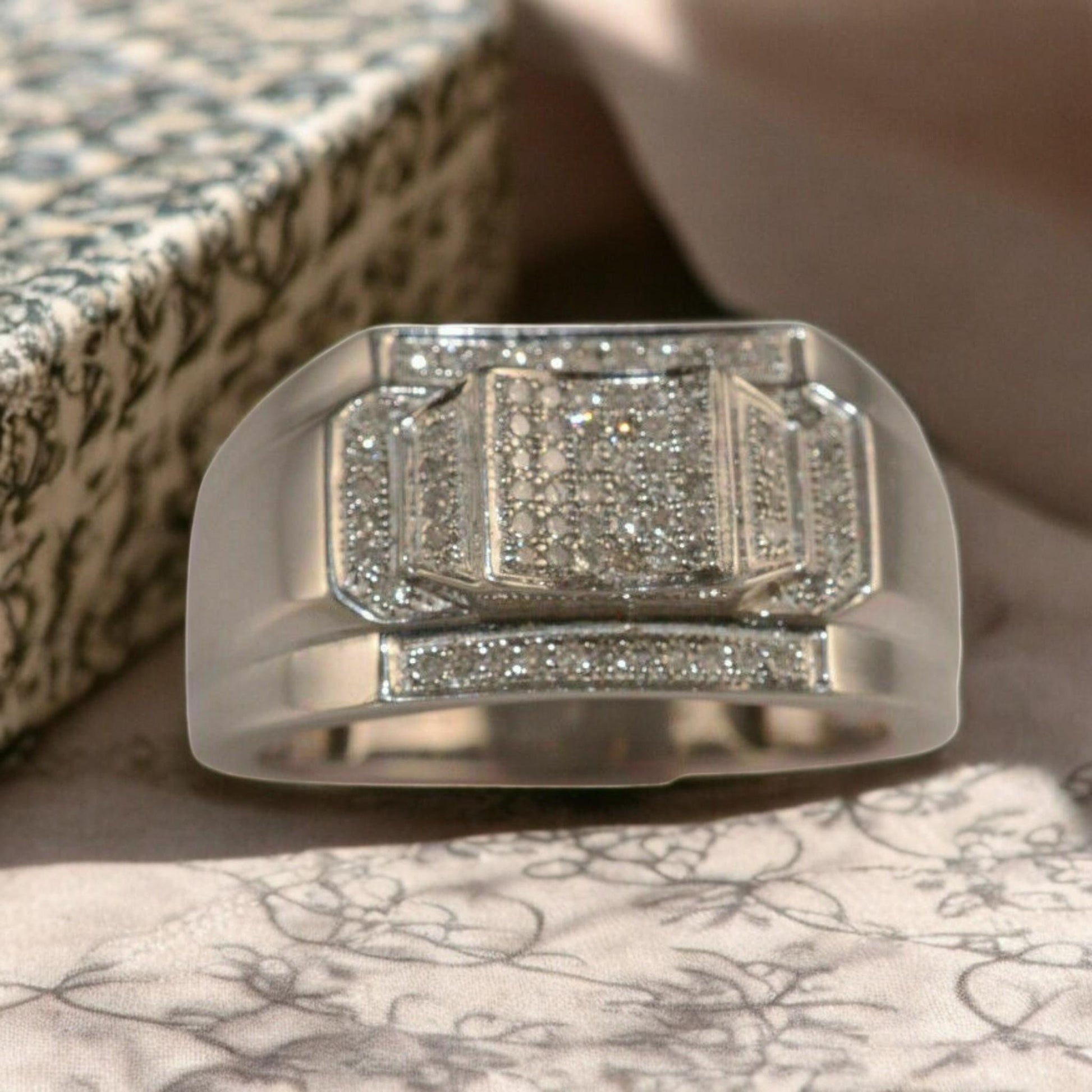 Men’s Simulant Diamond Signet Ring – White Gold Plated 925 Silver, Luxury Jewelry for Men.