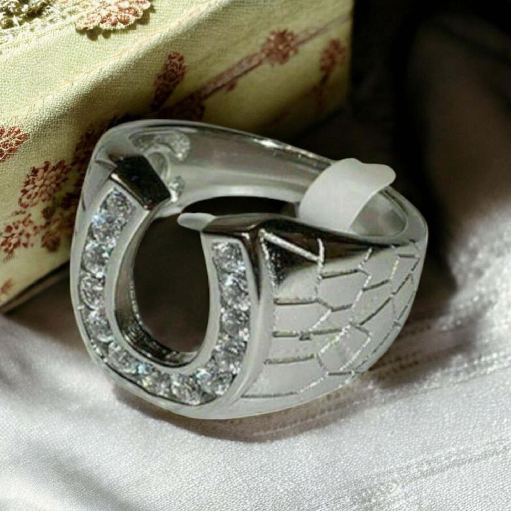 Mens Horse Shoe Ring in Sterling Silver with Lab-Grown Diamond, equestrian jewelry for men, horse riding accessories, luxury conflict-free diamond ring&quot;4