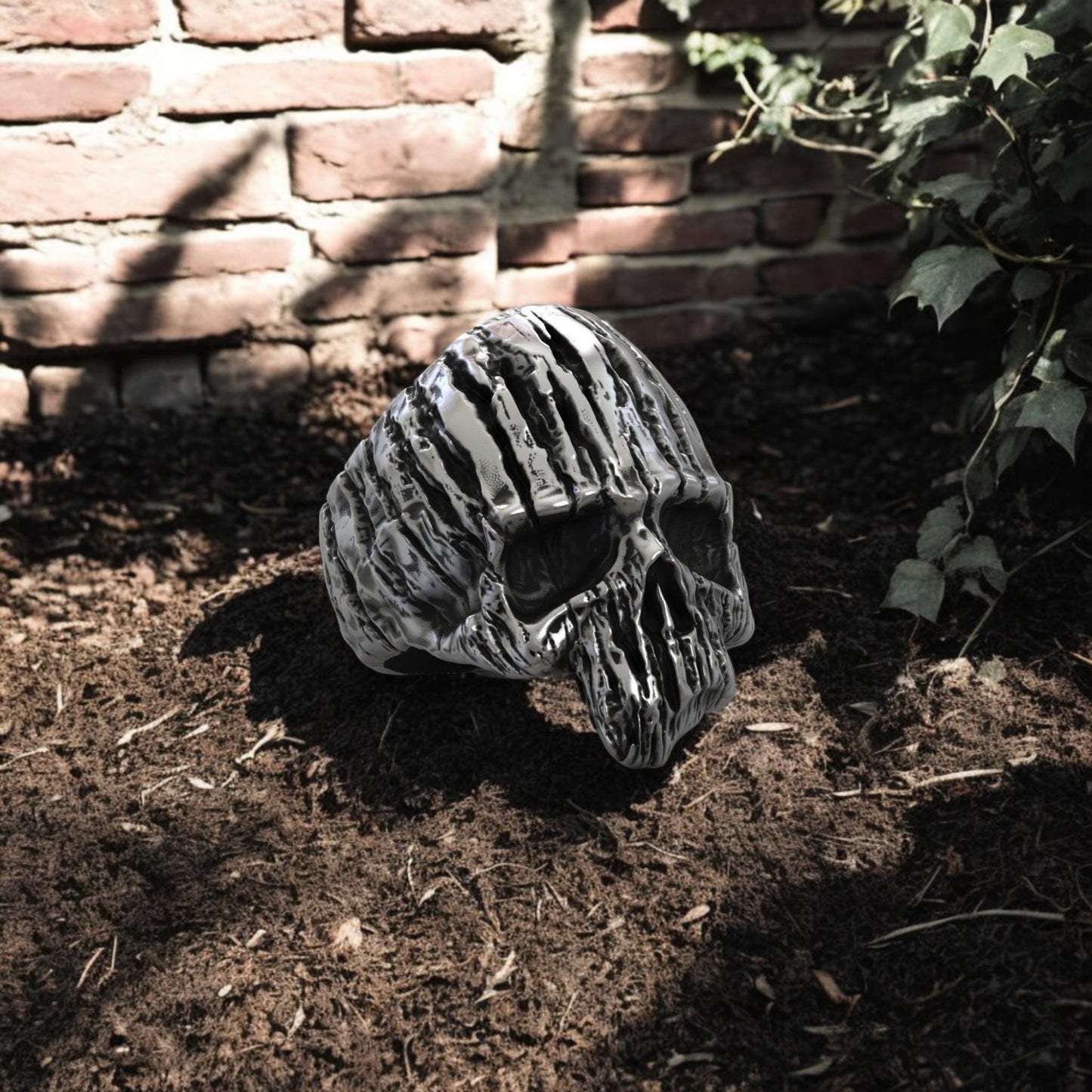 Handmade Skull Silver Ring with Wooden Texture - Sterling Silver Biker Ring - Gothic Skeleton Men’s Gift Ring - Halloween Skulls