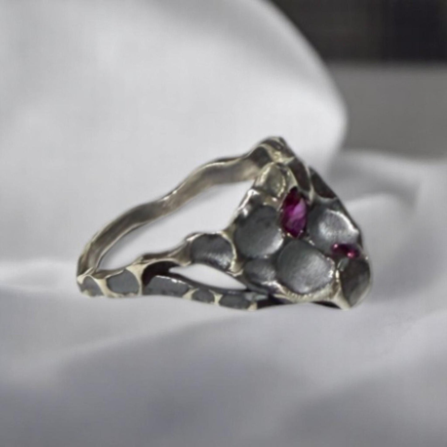 Handcrafted 925 Silver Crater Ring with CZ Ruby – Raw Textured Statement Ring, Unique Artisan Jewelry