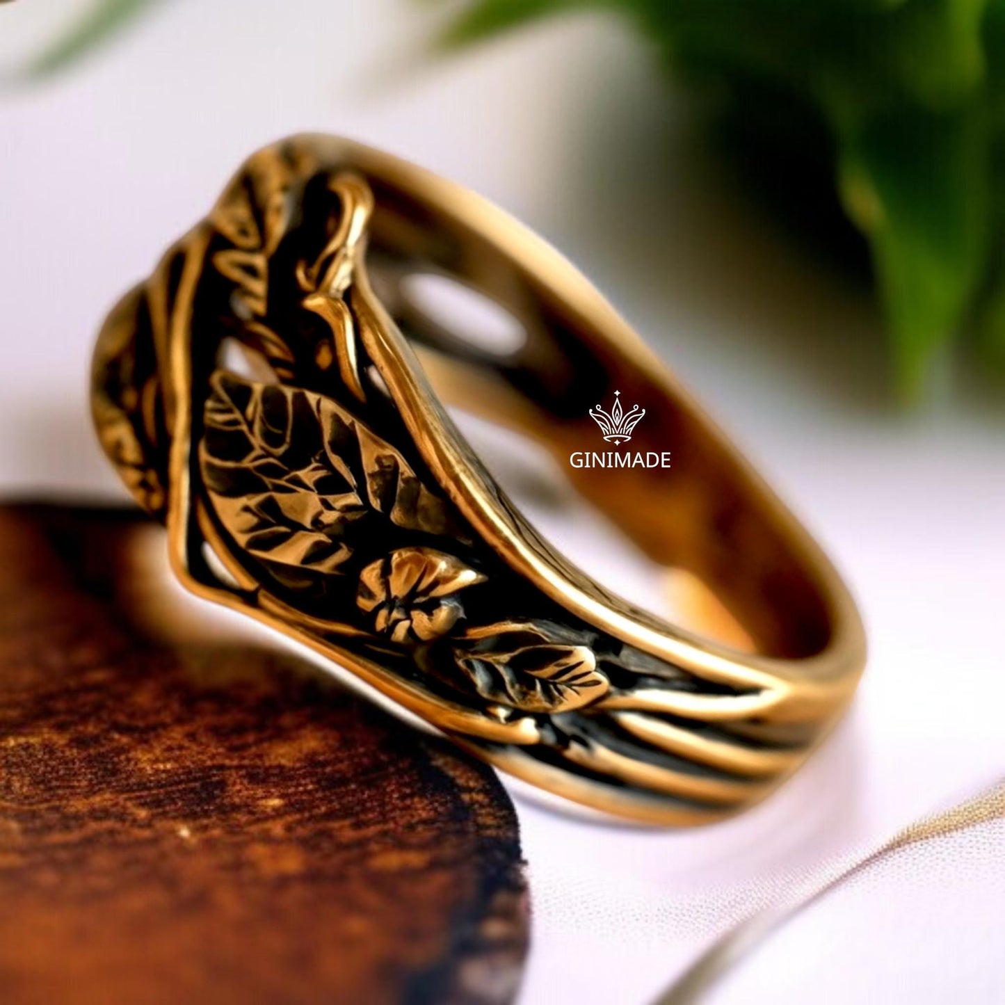 Vintage Nature-Inspired Leaf Branch Ring | Antique Gold Boho Ring for Women | Botanical Forest Band | Handmade Woodland Jewelry Gift