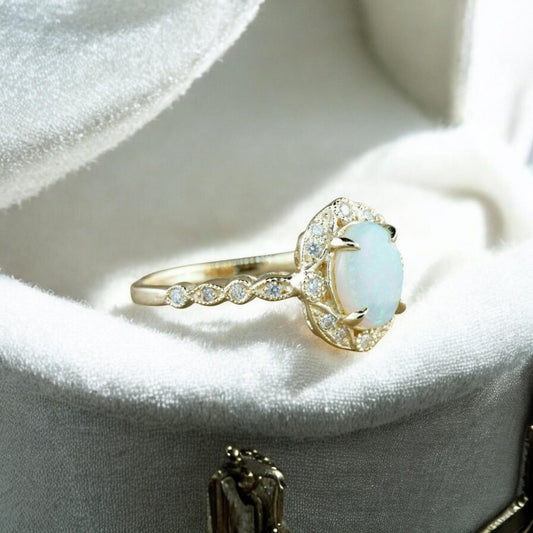 Opal Ring in 925 Sterling Silver – Dainty Vintage-Inspired Oval Opal Engagement Ring – Unique October Birthstone Ring – Gift for Her