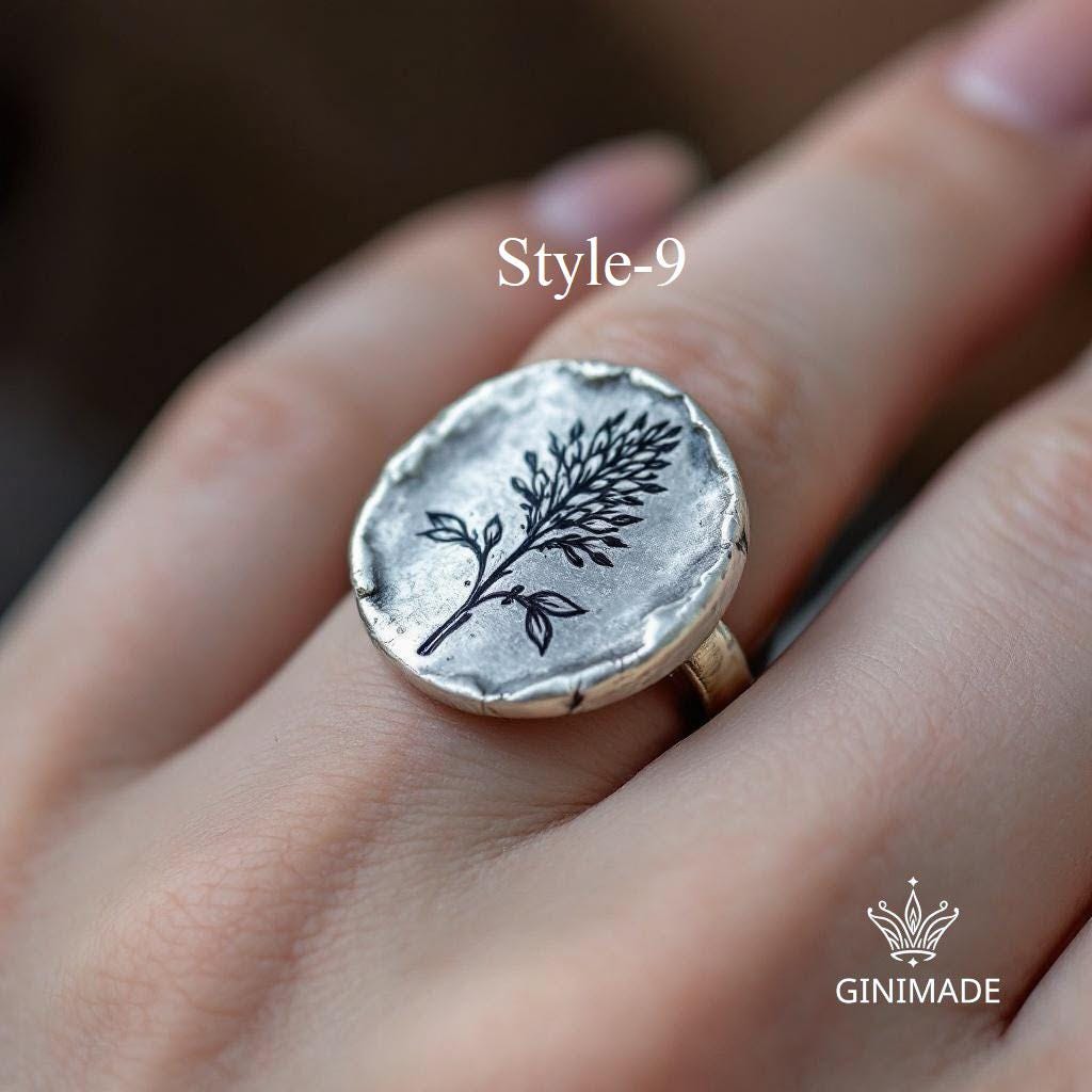 Customized  Birth Flower Ring •  Handmade Family Birth Month Bouquet Ring • Unisex Engraved Floral Ring. Unique Gift.