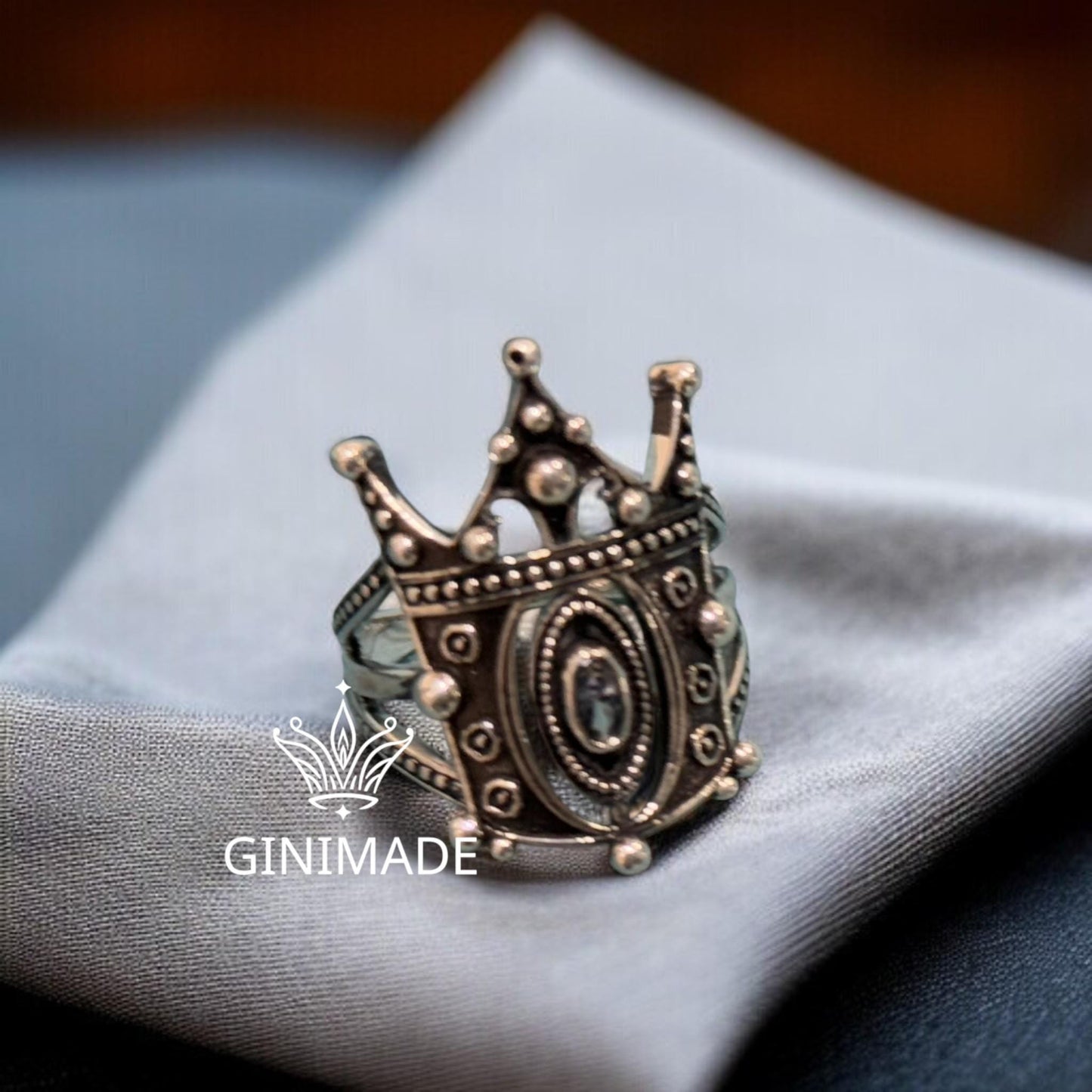 Elegant European Crown Ring in 925 Sterling Silver | Royal Style Jewelry Gift | Vintage Crown Design