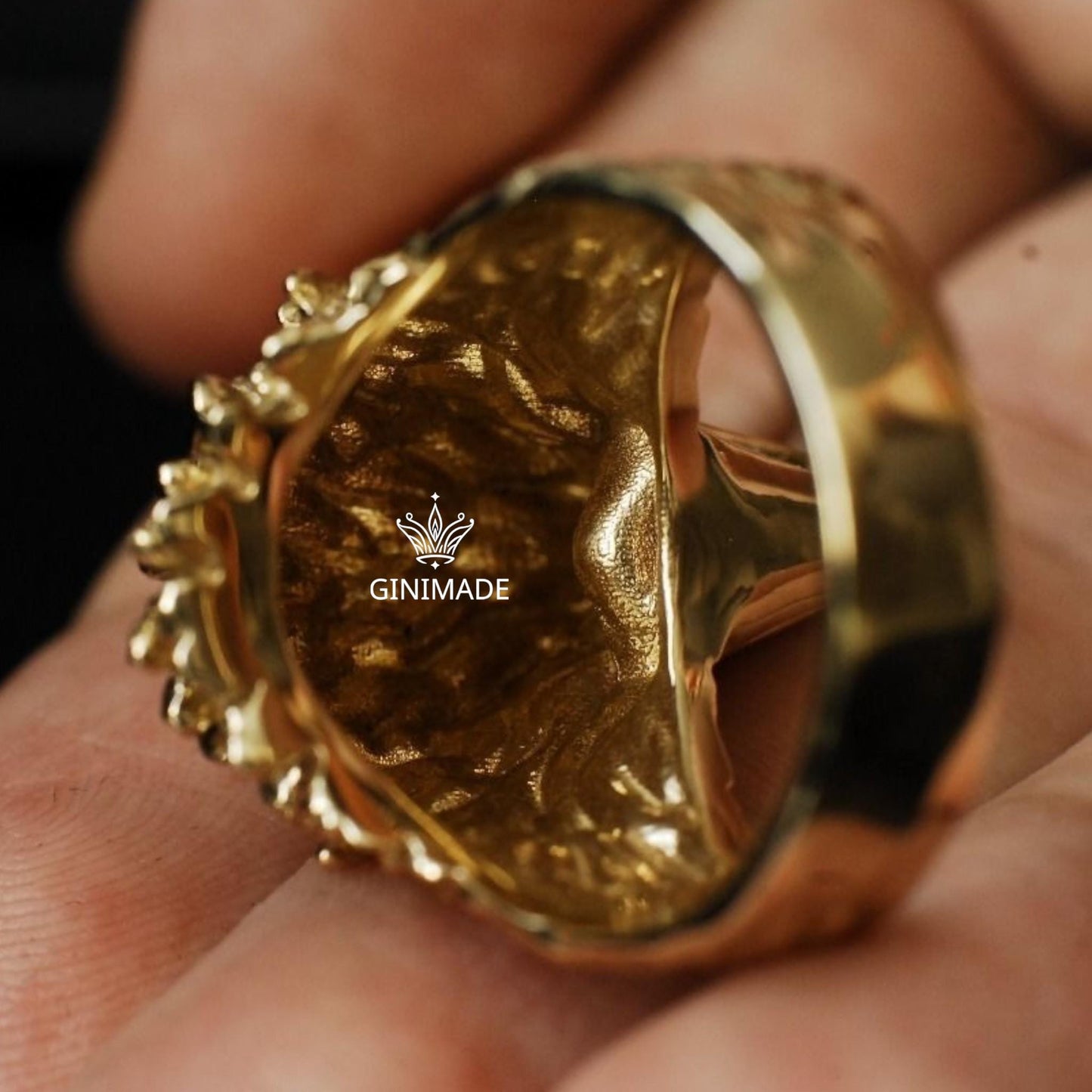 Bold Gold Eagle Head Ring for Men – Statement Bird Ring – Wildlife Inspired Jewelry – Fierce Animal Totem Ring – Gothic Biker Ring