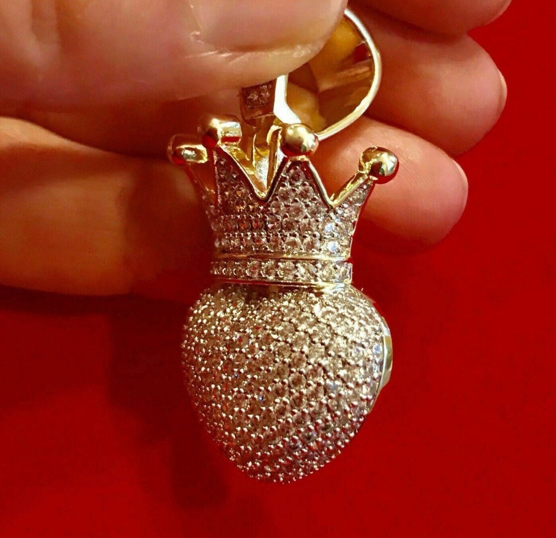 Ghostly Glam: Silver CZ Diamond Crown Heart Pendant.