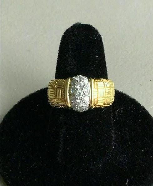 Luxury men&#39;s wedding band with lab-created diamonds, 925 sterling silver