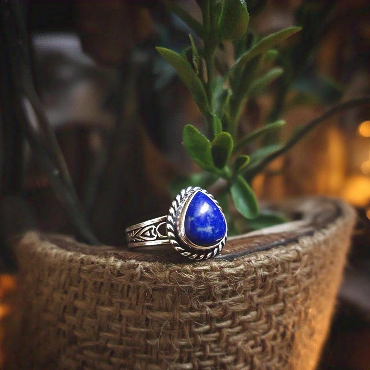 Lapis Lazuli Ring – Pear Gemstone in 925 Sterling Silver, Boho Natural Vintage-Inspired Bohemian Jewelry, Handmade Statement Gift for Her