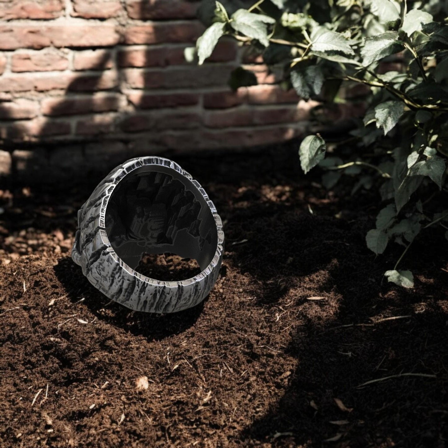 Handmade Skull Silver Ring with Wooden Texture - Sterling Silver Biker Ring - Gothic Skeleton Men’s Gift Ring - Halloween Skulls
