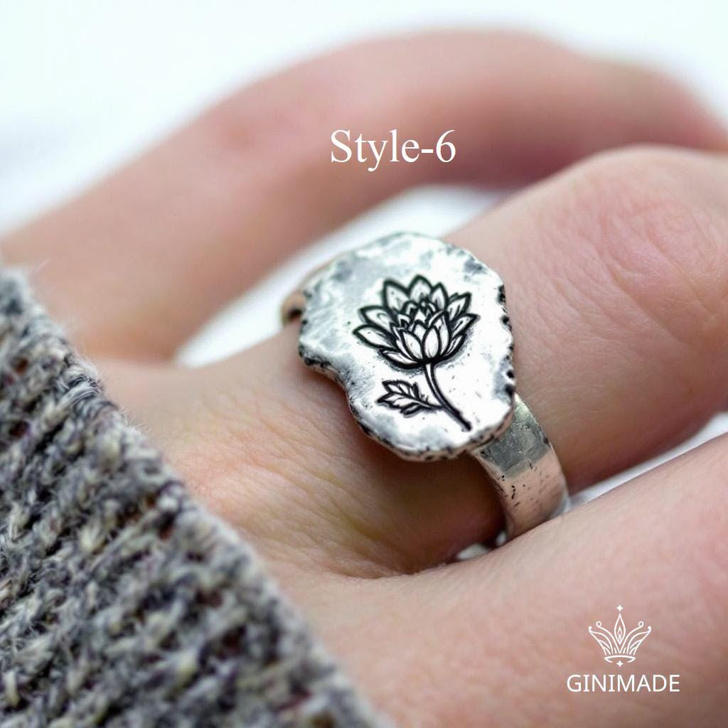Customized  Birth Flower Ring •  Handmade Family Birth Month Bouquet Ring • Unisex Engraved Floral Ring. Unique Gift.