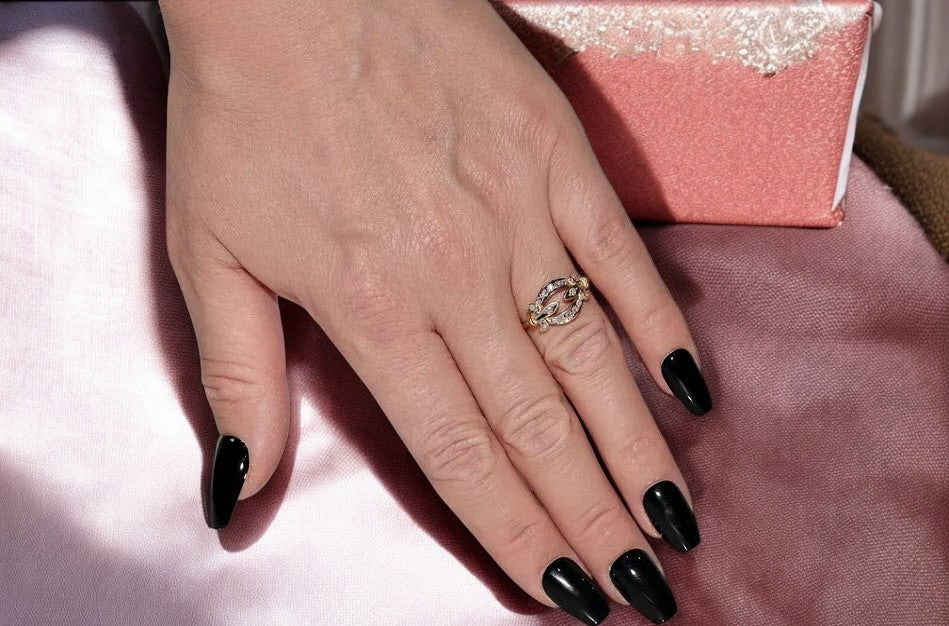 Vintage-Inspired 925 Sterling Silver Ring with Sparkling CZ Diamond – Elegant Antique-Style Jewelry for Women