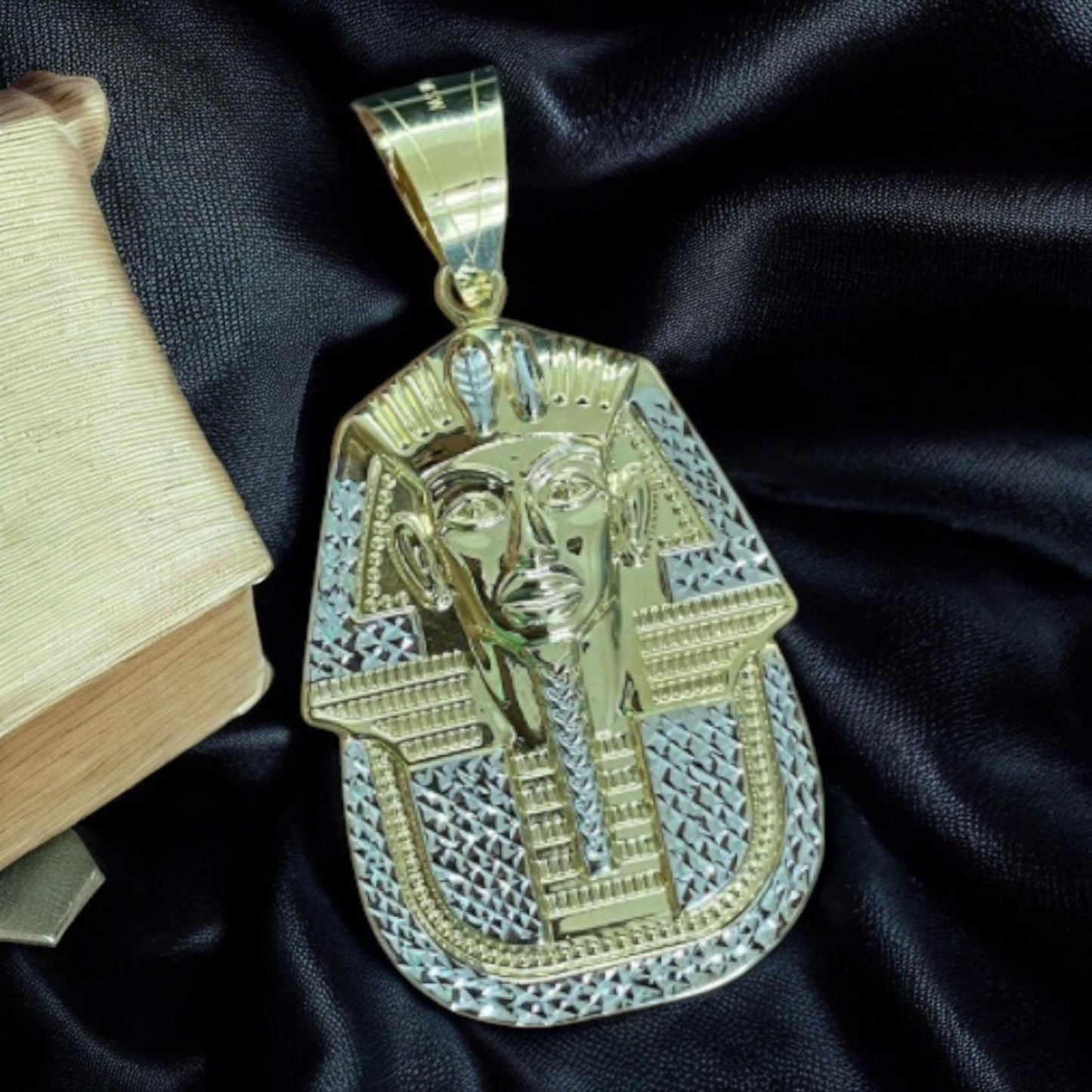Egyptian Pharaoh King Pendant in Sterling 925 Silver - A Unique Tribute to Ancient Majesty, fathers day gift.