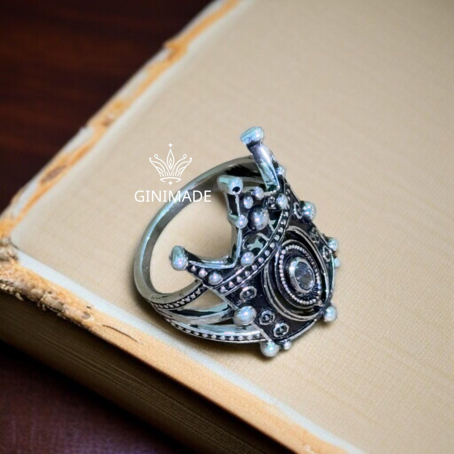 Elegant European Crown Ring in 925 Sterling Silver | Royal Style Jewelry Gift | Vintage Crown Design