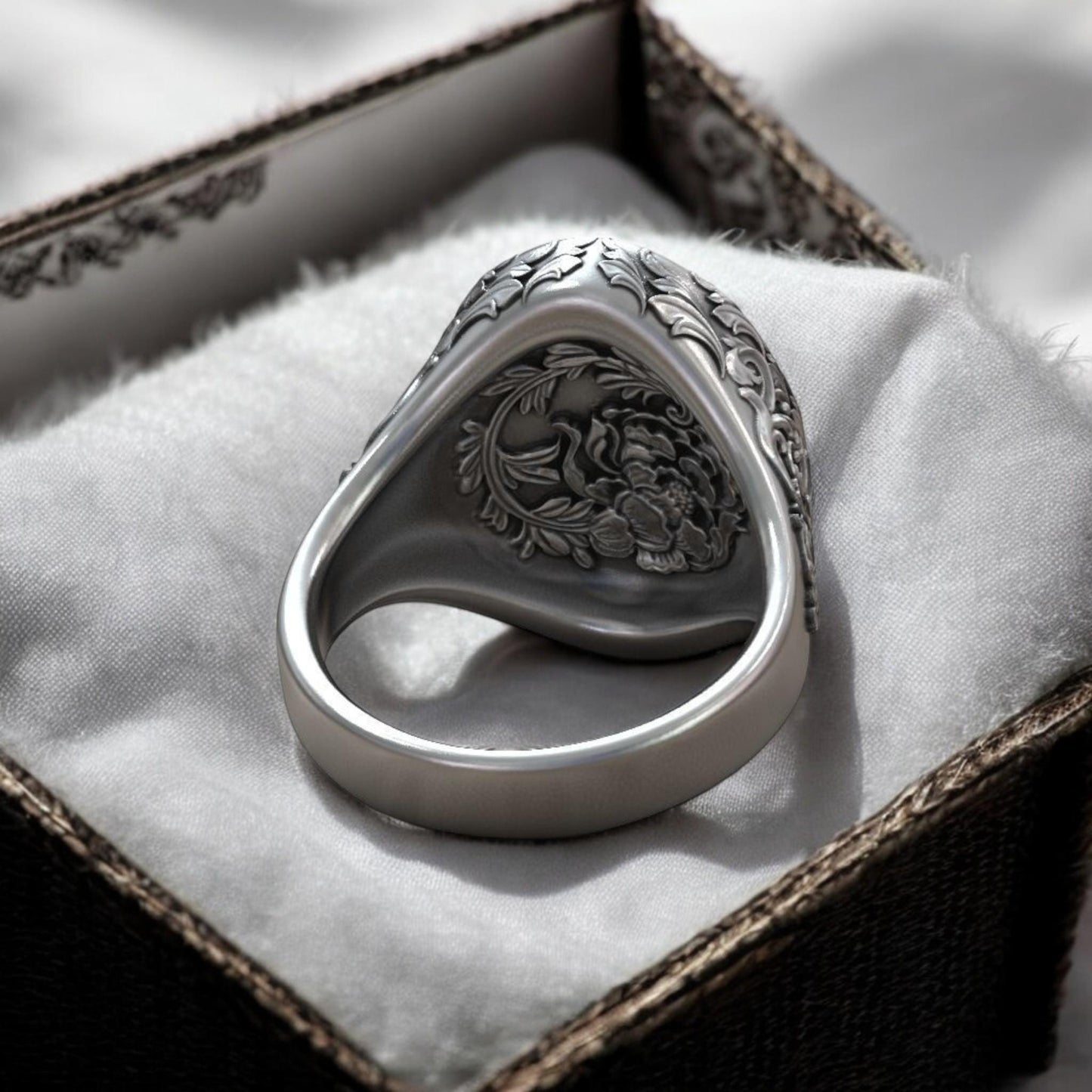 Love Faces Ring – Sterling Silver Man Floral Pattern Ring | Unisex Signet Ring | Unique Silver Gift for Lovers & Soulmates