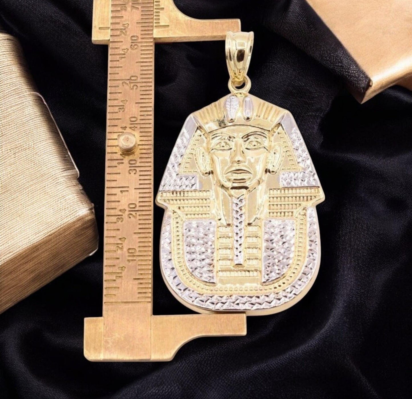 Egyptian Pharaoh King Pendant in Sterling 925 Silver - A Unique Tribute to Ancient Majesty, fathers day gift.