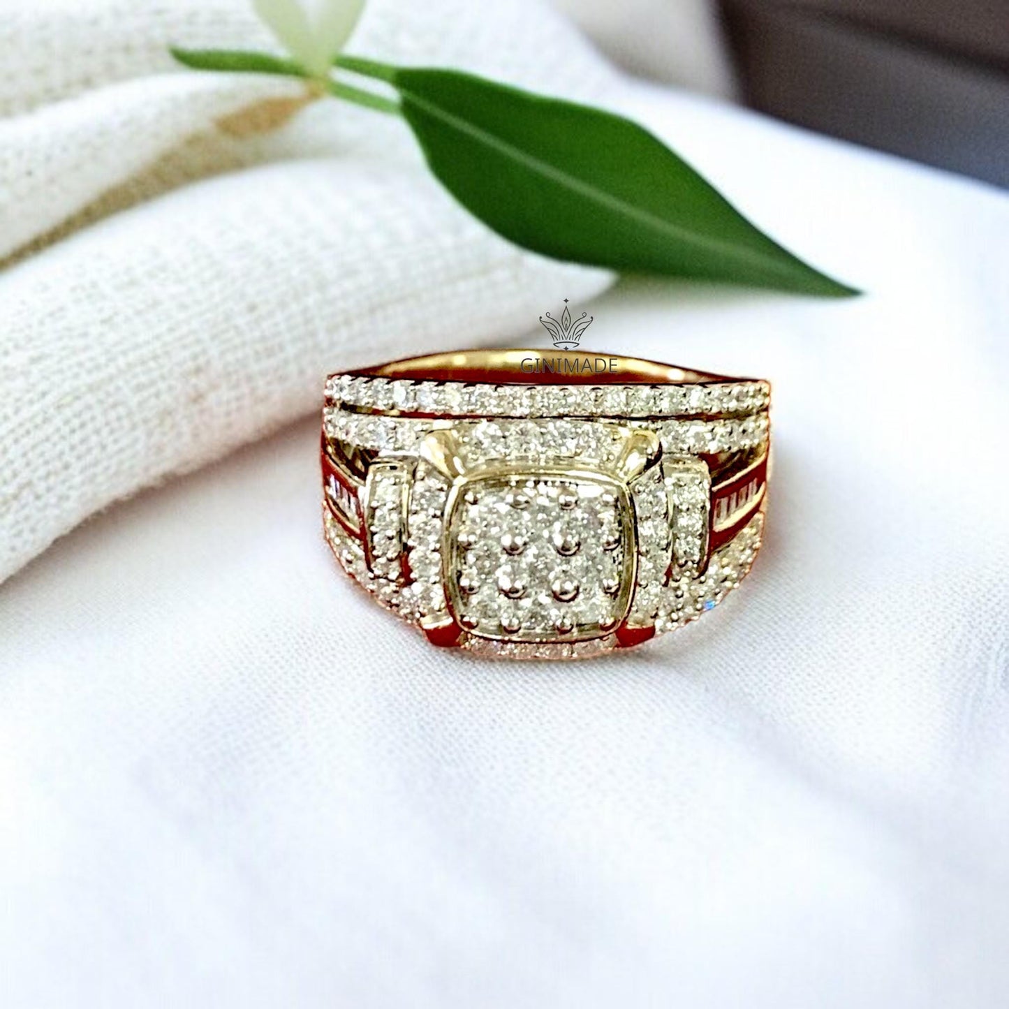 Men&#39;s Gold Ring with Round & Baguette CZ Diamonds