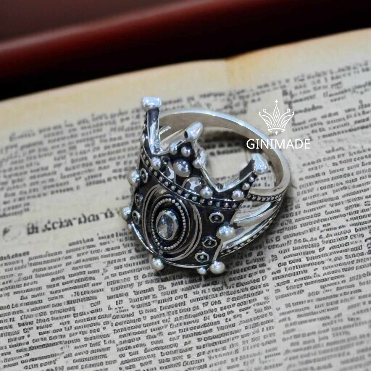 Elegant European Crown Ring in 925 Sterling Silver | Royal Style Jewelry Gift | Vintage Crown Design