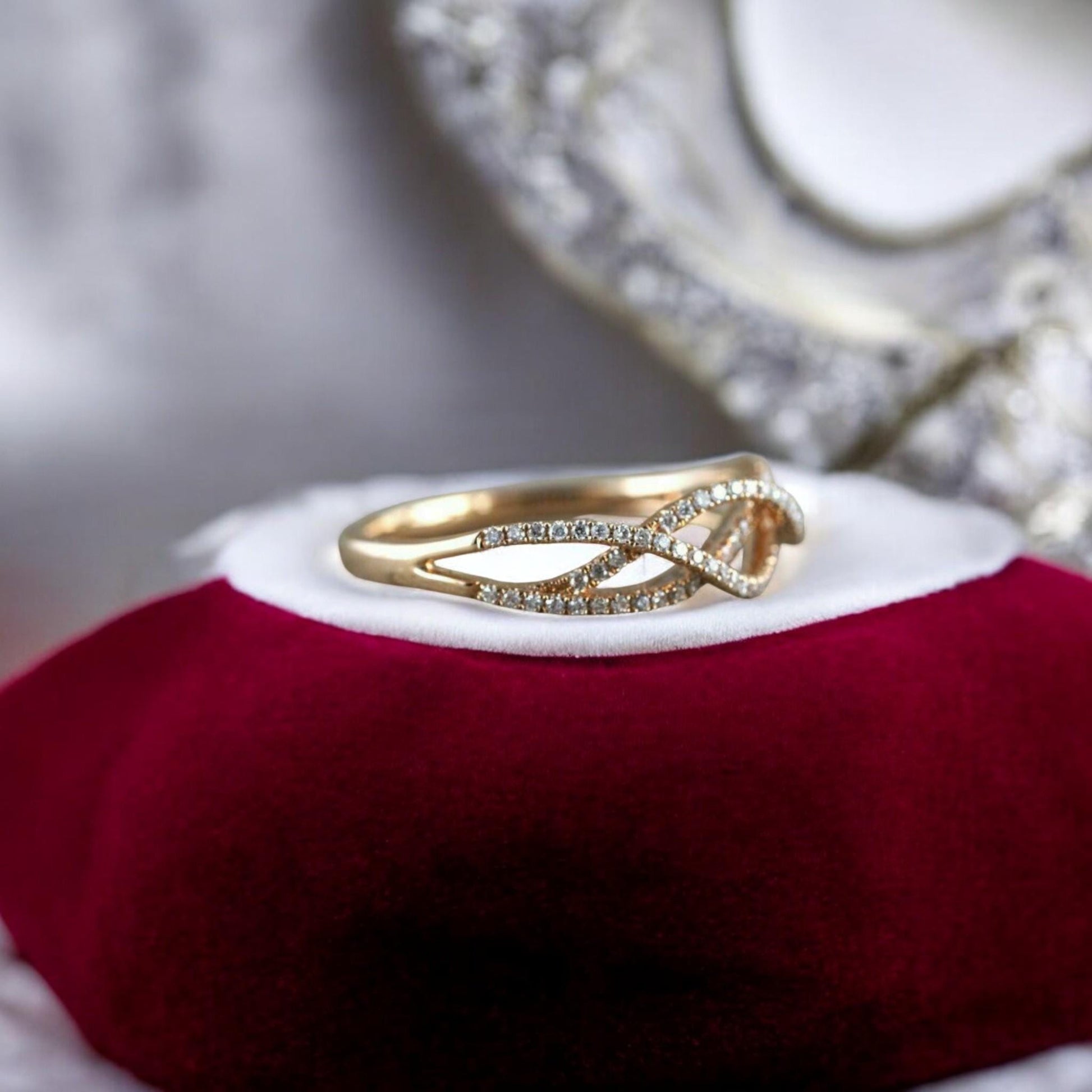 Infinity design promise ring in rose gold plated sterling silver, perfect for couples