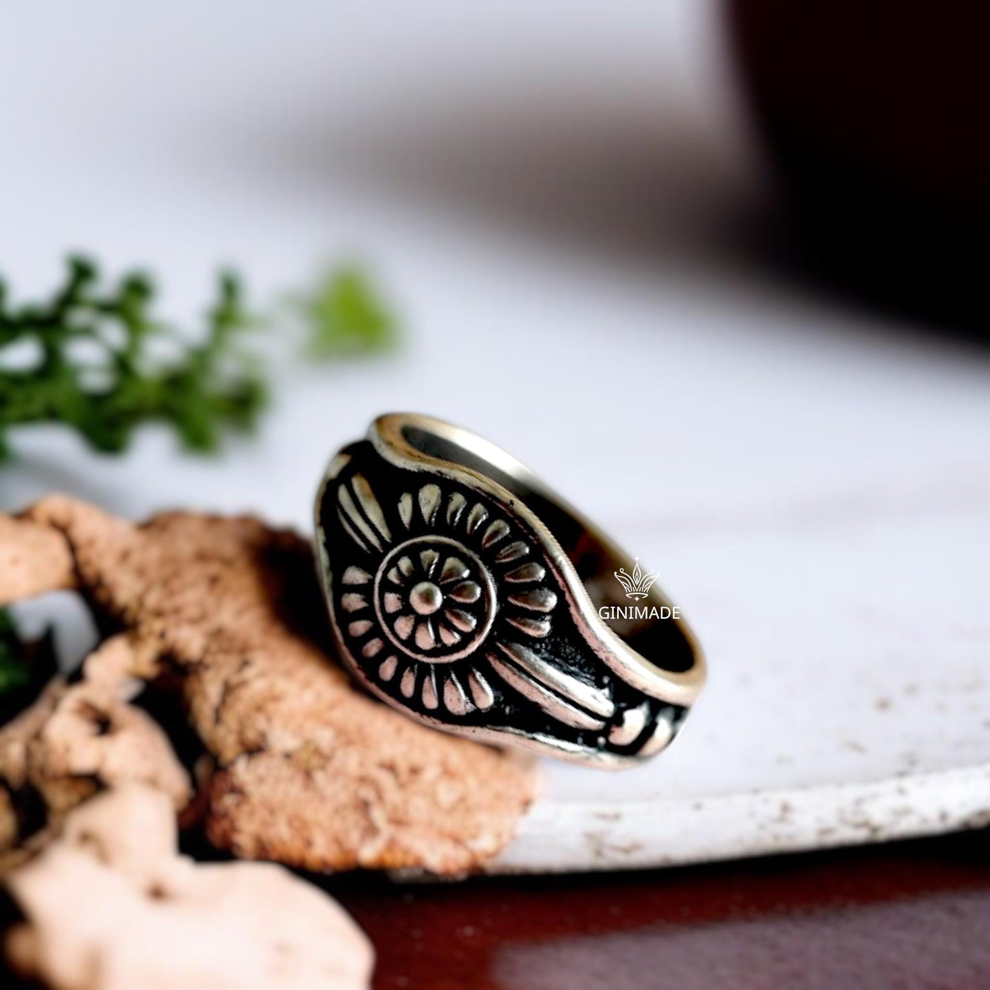 Oxidized Silver Flower Ring – Handmade 925 Sterling Floral Band – Vintage Boho Statement Jewelry – Artisan Gift for Her by Ginimade