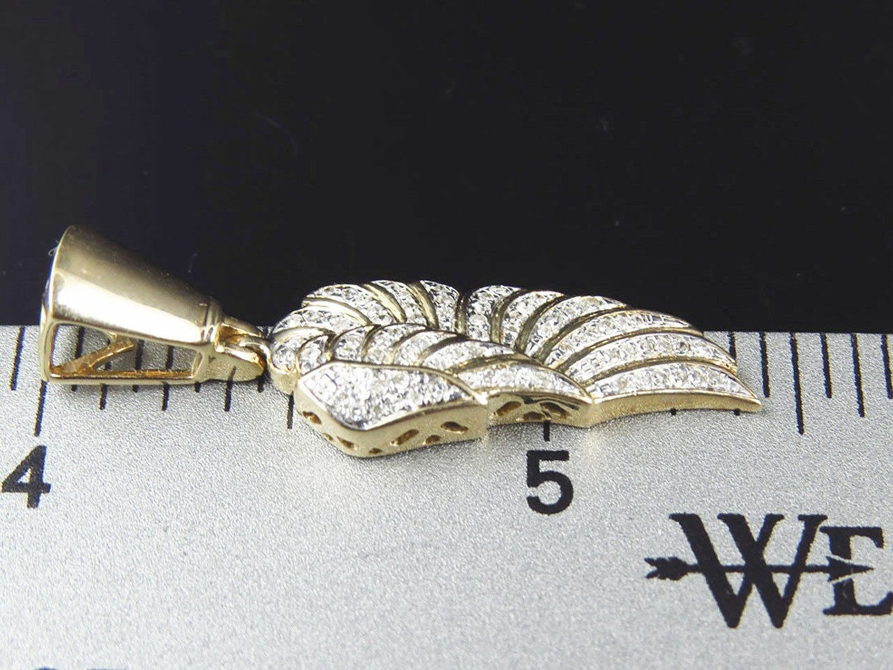 Men&#39;s faith jewelry - 925 silver 3D cross pendant with CZ diamonds