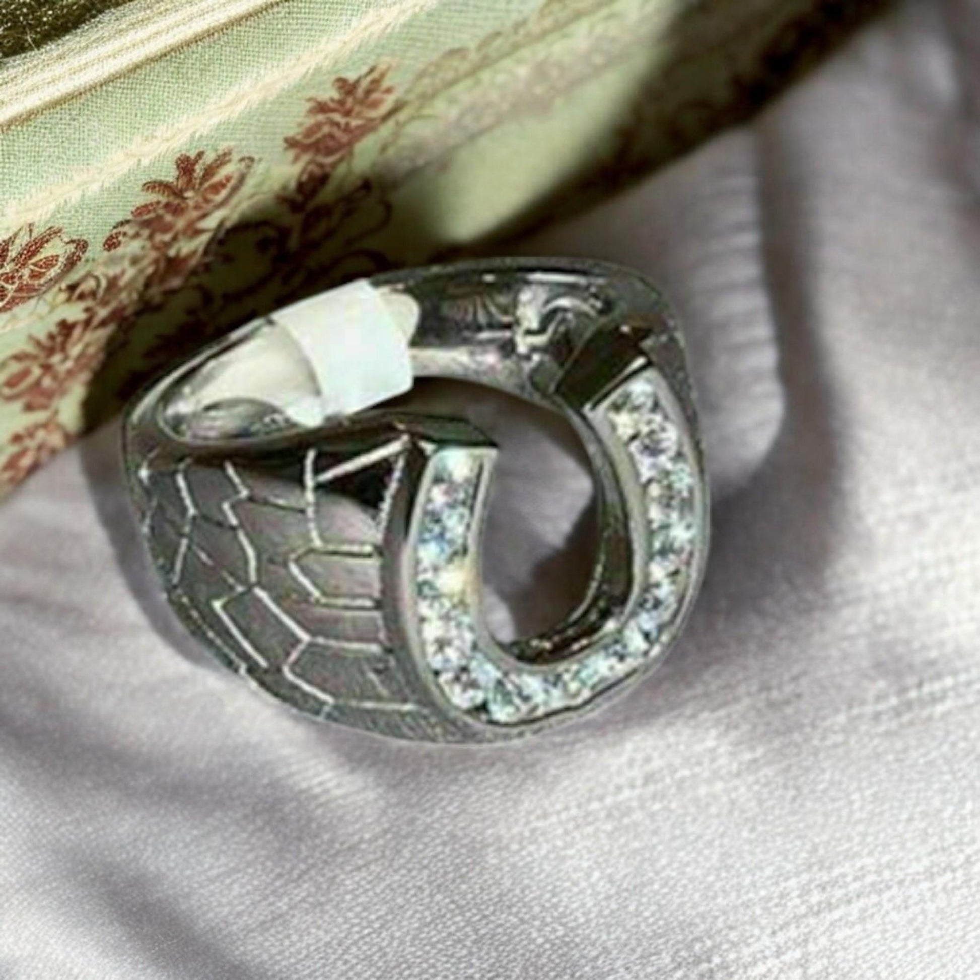 Mens Horse Shoe Ring in Sterling Silver with Lab-Grown Diamond, equestrian jewelry for men, horse riding accessories, luxury conflict-free diamond ring&quot;3